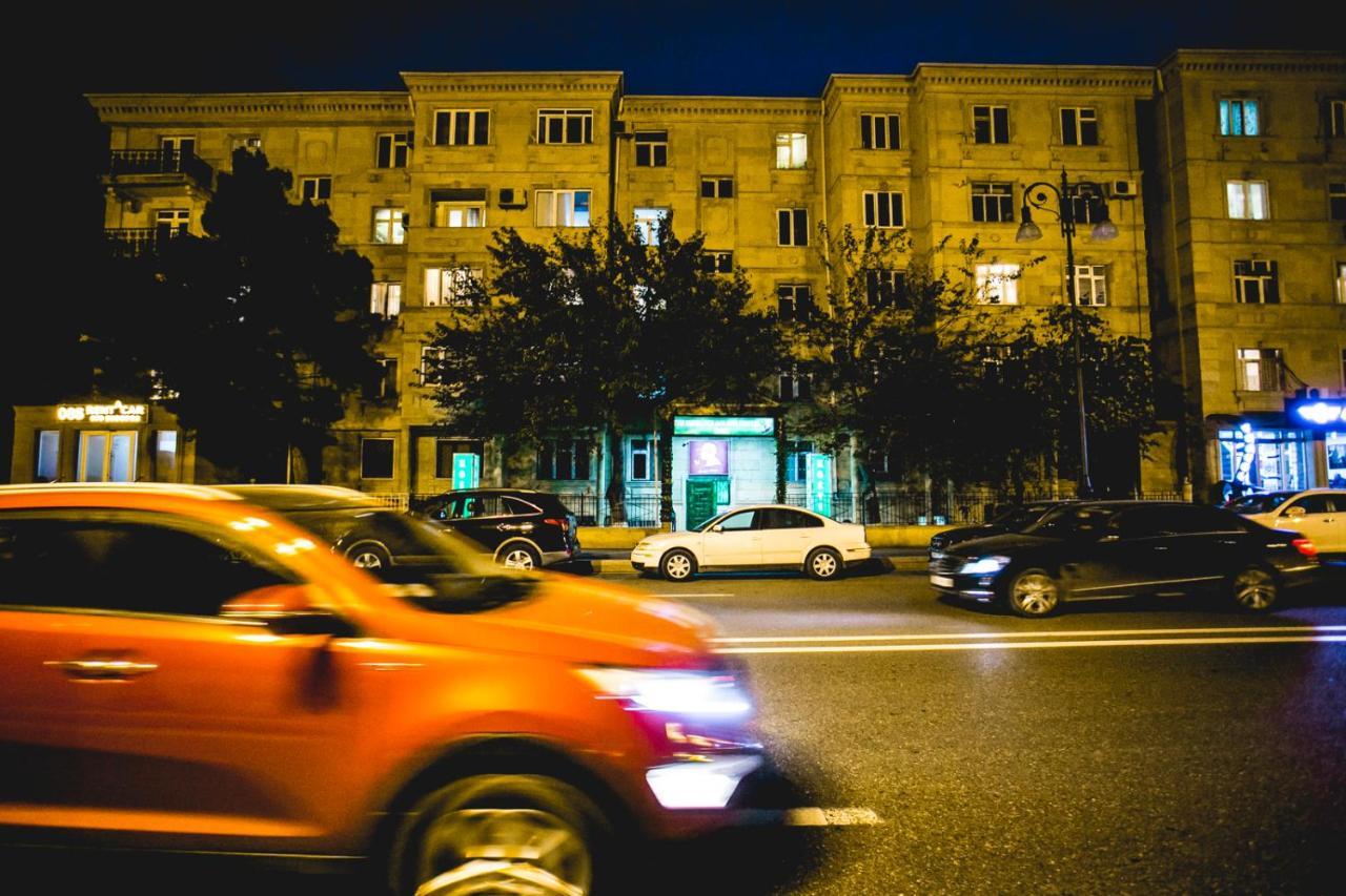 Sherlock Holmes Hostel Baku Exterior photo